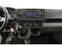 Volkswagen Crafter 2.0 TDI 140PK L3H2 | DC | 6 Zits | 3000KG Trekgew. | Airco | Camera | Cruise | Carplay | Parkeersens.