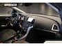 Opel Astra 1.6 Turbo Cosmo | stoelverwarming | navigatie | climate & cruise control | trekhaak |