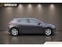 Opel Astra 1.6 Turbo Cosmo | stoelverwarming | navigatie | climate & cruise control | trekhaak |