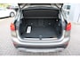 BMW X1 SDrive20i Orange Edition II Automaat Cruise/Camera/HeadUp/Stoelverwarming/LederMemory/PDC/Navi/Bluetooth/LED/18"LM/Trekhaak