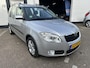 Skoda Roomster 1.6-16V Comfort /Automaat/Nieuwe apk bij aflevering/Airco/Lm velgen/Trekhaak