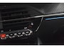 Peugeot 208 1.2 Hybrid 145 e-DCS6 GT | Alcantara Pakket | Camera | Apple Carplay | Stoelverwarming