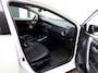 Toyota Auris 1.8 Hybrid Lease Pro | Panoramadak | Half Leder | JBL