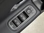 Mercedes-Benz A-klasse 160 Business Solution | Parkeerpakket met Camera | Ledkoplampen | Navigatie | Stoelverwarming | Inclusief 12 Maanden Garantie.