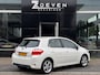 Toyota Auris 1.8 Full Hybrid Dynamic