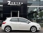 Toyota Auris 1.8 Full Hybrid Dynamic