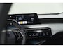 Peugeot e-5008 Allure Avantage 73 kWh 7p | 360 Camera | Dodehoekdetectie | Warmtepomp | Navigatie