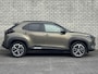 Toyota Yaris Cross 1.5 Hybrid Executive | Trekhaak | Achteruitrijcamera | Navigatie | Head-Up Display | Stoelverwarming |