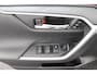 Toyota RAV4 2.5 Plug-in Hybrid AWD Bi-Tone Plus | Trekhaak | 360 Camera | JBL | Stoel en stuurverwarming | Navigatie | AWD | Head Up Display | Stoelverkoeling |