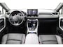 Toyota RAV4 2.5 Plug-in Hybrid AWD Bi-Tone Plus | Trekhaak | 360 Camera | JBL | Stoel en stuurverwarming | Navigatie | AWD | Head Up Display | Stoelverkoeling |