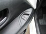 Toyota Aygo 1.0 VVT-i x-wave - Automaat- lichtmetalen velgen en telefoon navi.