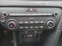 Kia Sportage 1.6 GDI DynamicLine | Dealer Onderhouden | Stoelverwarming voor en achter | camera | Navigatie | Cruise Control | LM Velgen 17" | Lader | 12 Maanden BOVAG Garantie |