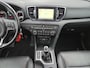 Kia Sportage 1.6 GDI DynamicLine | Dealer Onderhouden | Stoelverwarming voor en achter | camera | Navigatie | Cruise Control | LM Velgen 17" | Lader | 12 Maanden BOVAG Garantie |