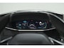 Peugeot e-2008 EV GT 50 kWh | 11 KW Lader | 96,3% SOH | Adaptieve Cruise Control | Dodehoekdetectie | Stoelverwarming | Navigatie