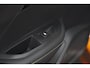 Peugeot e-2008 EV GT 50 kWh | 11 KW Lader | 96,3% SOH | Adaptieve Cruise Control | Dodehoekdetectie | Stoelverwarming | Navigatie