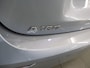Mercedes-Benz A-klasse 180 Business Solution AMG | Panoramaschuifdak | Premium Plus pakket | Stoelverwarming | Achteruitrijcamera | MULTIBEAM LED |