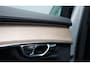 Volvo XC90 2.0 T8 Plug-in hybrid AWD Plus Dark Dealer onderh. / 1ste eigenaar / Orrefors / 360 camera / Harman-Kardon / Pano / Head-Up / Stoel+stuur verw. / Vapour Grey