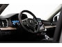Volvo XC90 2.0 T8 Plug-in hybrid AWD Plus Dark Dealer onderh. / 1ste eigenaar / Orrefors / 360 camera / Harman-Kardon / Pano / Head-Up / Stoel+stuur verw. / Vapour Grey