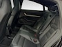 Porsche Taycan Performance 84 kWh 93% SoH (NL-auto, Panorama, Sport Chrono, Ledere Dash, 360 Camera, StoelVerkoel, CarPlay, Etc)