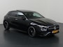 Mercedes-Benz A-klasse 180 Business Solution AMG | Panoramaschuifdak | Premium plus | Head-Up | Stoelverwarming | Achteruitrijcamera |  MULTIBEAM LED |