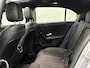 Mercedes-Benz A-klasse 200 Premium / PANO / NL Auto / DealerOH / Camera / Navi / StoelVW / Keurige staat!