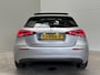 Mercedes-Benz A-klasse 200 Premium / PANO / NL Auto / DealerOH / Camera / Navi / StoelVW / Keurige staat!
