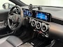 Mercedes-Benz A-klasse 200 Premium / PANO / NL Auto / DealerOH / Camera / Navi / StoelVW / Keurige staat!