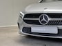 Mercedes-Benz A-klasse 200 Premium / PANO / NL Auto / DealerOH / Camera / Navi / StoelVW / Keurige staat!