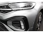 Volkswagen T-Roc 1.5 TSI 150pk DSG R-Line Navigatie Apple Carplay/Android Auto Parkeersensoren Camera Blind Spot Assist Adaptieve Cruise Control Elektrische achterklep Stoel- en stuurverwarming Climate Control Ledverlichting Virtual Cockpit