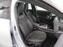 Mercedes-Benz A-klasse 180 Business Solution AMG | Panoramaschuifdak | Stoelverwarming | Achteruitrijcamera |  MULTIBEAM LED |