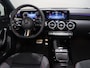Mercedes-Benz A-klasse 180 Business Solution AMG | Panoramaschuifdak | Stoelverwarming | Achteruitrijcamera |  MULTIBEAM LED |