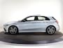 Mercedes-Benz A-klasse 180 Business Solution AMG | Panoramaschuifdak | Stoelverwarming | Achteruitrijcamera |  MULTIBEAM LED |