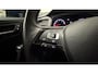 Volkswagen T-Roc 1.0 TSI Style Business benzine parkeersensoren carplay navigatie android stoelverwarming