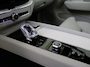 Volvo XC60 T8 AWD Ultra. Dark | DEMO | Luchtvering | Massagestoelen | Stoelventilatie |