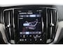 Volvo V60 2.0 T6 Plug-in hybrid AWD Plus Dark | Trekhaak Elektr | SOH 99% | Voorstoelen elektr. | Harman en Kardon | Leder | Camera | Adaptive Cruise | Stoel-/Stuurverwarming | Elektr Achterklep