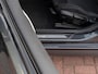 BMW 3-Serie 320i Executive | M-sport | Elc trekhaak | Dealer onderhouden