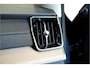 Volvo XC90 2.0 T8 AWD 335kW/456pk Aut8 Recharge Ultra Dark 7P ADAPT.CRUISE + HARMAN/KARDON + PANORAMADAK + HEAD-UP + STOEL-&STUURVERWARMING + PILOT ASSIST + LEDEREN DASHBOARD + 360 CAMERA + BLIS + LANE ASSIST + PD-GLASS + ACHTERBANKVERWARMING + 21" LM-VELGEN!