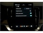 Volvo XC90 2.0 T8 AWD 335kW/456pk Aut8 Recharge Ultra Dark 7P ADAPT.CRUISE + HARMAN/KARDON + PANORAMADAK + HEAD-UP + STOEL-&STUURVERWARMING + PILOT ASSIST + LEDEREN DASHBOARD + 360 CAMERA + BLIS + LANE ASSIST + PD-GLASS + ACHTERBANKVERWARMING + 21" LM-VELGEN!