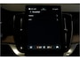 Volvo XC90 2.0 T8 AWD 335kW/456pk Aut8 Recharge Ultra Dark 7P ADAPT.CRUISE + HARMAN/KARDON + PANORAMADAK + HEAD-UP + STOEL-&STUURVERWARMING + PILOT ASSIST + LEDEREN DASHBOARD + 360 CAMERA + BLIS + LANE ASSIST + PD-GLASS + ACHTERBANKVERWARMING + 21" LM-VELGEN!