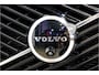 Volvo XC90 2.0 T8 AWD 335kW/456pk Aut8 Recharge Ultra Dark 7P ADAPT.CRUISE + HARMAN/KARDON + PANORAMADAK + HEAD-UP + STOEL-&STUURVERWARMING + PILOT ASSIST + LEDEREN DASHBOARD + 360 CAMERA + BLIS + LANE ASSIST + PD-GLASS + ACHTERBANKVERWARMING + 21" LM-VELGEN!
