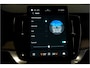 Volvo XC90 2.0 T8 AWD 335kW/456pk Aut8 Recharge Ultra Dark 7P ADAPT.CRUISE + HARMAN/KARDON + PANORAMADAK + HEAD-UP + STOEL-&STUURVERWARMING + PILOT ASSIST + LEDEREN DASHBOARD + 360 CAMERA + BLIS + LANE ASSIST + PD-GLASS + ACHTERBANKVERWARMING + 21" LM-VELGEN!