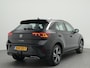 Volkswagen T-Roc R-Line 1.5 TSI 150 PK Automaat | Stoelverwarming | Achteruitrijcamera | Trekhaak | Adaptieve cruise | Side Assist |
