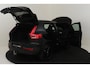 Volvo XC40 B4 (M-HYBRID) PLUS BLACK EDITION -PANO.DAK|HARMAN/KARDON|360°CAM|POWER-SEATS|VERW.VOORRUIT|PRIVACY.GLAS|TREKHAAK|20"