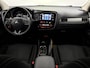 Mitsubishi Outlander 2.0 Executive Edition 7P Camera, Clima, Cruise control, Keyless start, A start stop, Lichtmetalen velgen, Stoelverwarming/Koeling