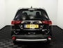 Mitsubishi Outlander 2.0 Executive Edition 7P Camera, Clima, Cruise control, Keyless start, A start stop, Lichtmetalen velgen, Stoelverwarming/Koeling