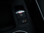 Renault Captur 1.6 E-Tech Plug-in Hybrid Intens 160PK Aut. Achteruitrijcamera, Stoelverwarming, Keyless, LED Koplampen, Parkeersensoren voor en achter, 17" LM Velgen