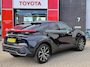 Toyota C-HR / C-HR+ 2.0 Plug-in Hybrid 220 First Edition STOEL & STUURVERWARMING DIGITALE TELLERS ELEK. ACHTERKLEP