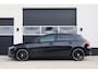 Mercedes-Benz A-klasse 200 163pk Launch Edition - 19 inch AMG velgen - Half leder - LED - PDC - Widescreen - Trekhaak afneembaar