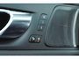 Volvo XC60 2.0 RECHARGE T6 340PK AWD R-DESIGN | PANO | TREKHAAK | CARPLAY | HUD | HARMAN/KARDON | ACC | DODEHOEK