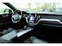 Volvo XC60 2.0 RECHARGE T6 340PK AWD R-DESIGN | PANO | TREKHAAK | CARPLAY | HUD | HARMAN/KARDON | ACC | DODEHOEK